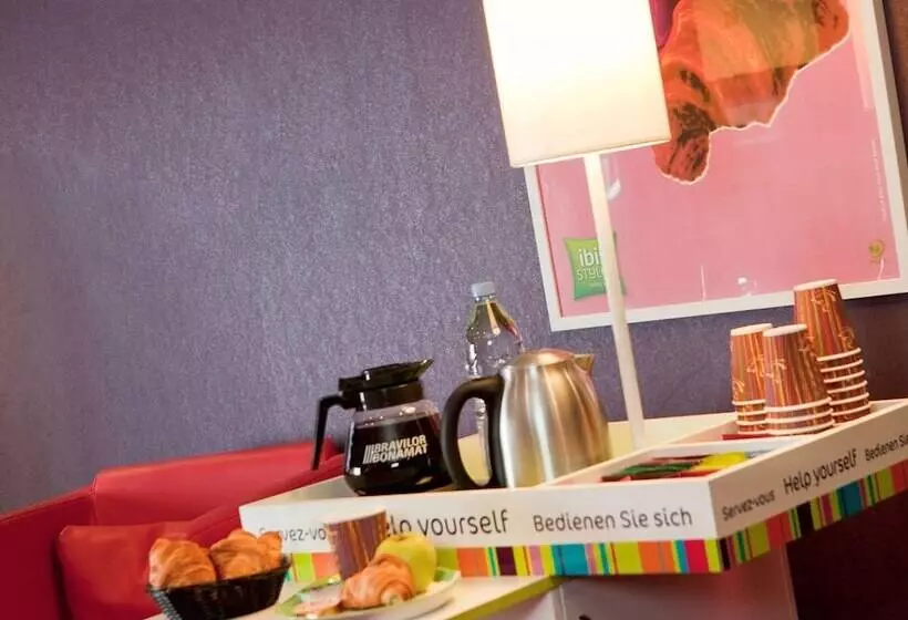 ホテル Ibis Styles Fontenay