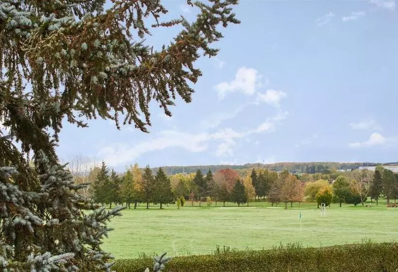 Hotel Kyriad Direct Epinal