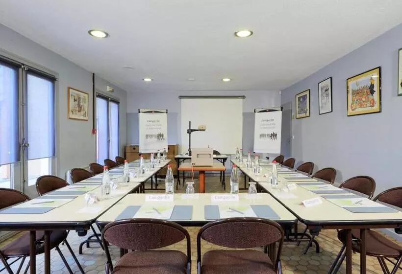 Hotel Kyriad Direct Epinal