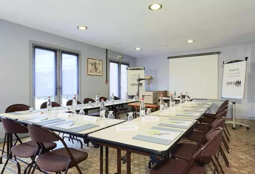 Hotel Kyriad Direct Epinal