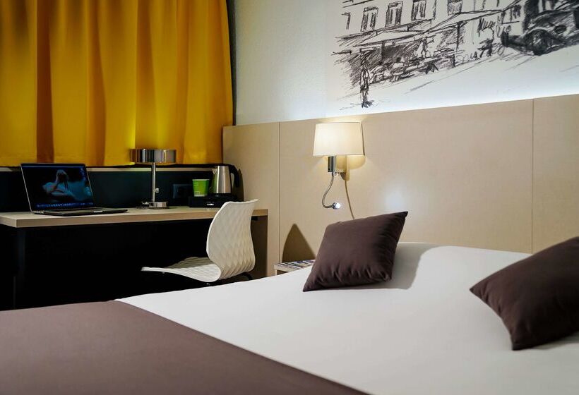 בית מלון כפרי Hôtel Kyriad Lille Nord   Roncq