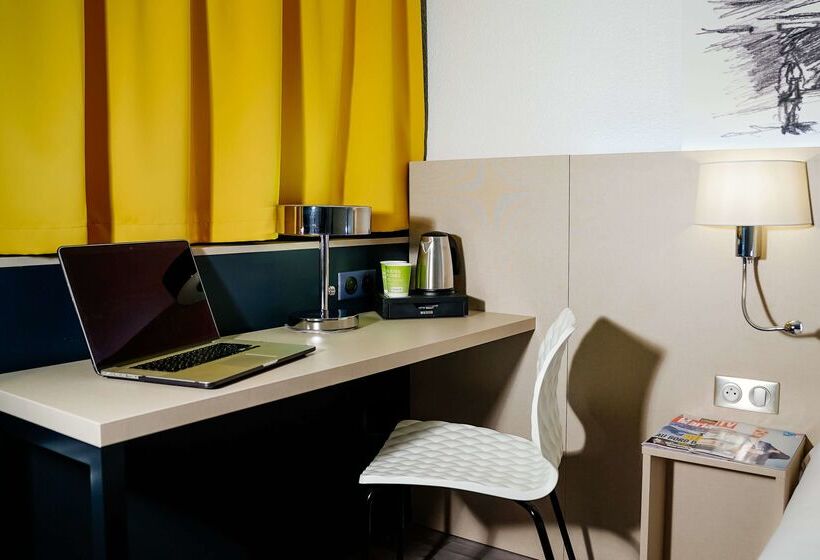 בית מלון כפרי Hôtel Kyriad Lille Nord   Roncq