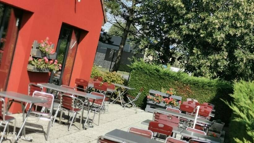 בית מלון כפרי Hôtel Kyriad Lille Nord   Roncq