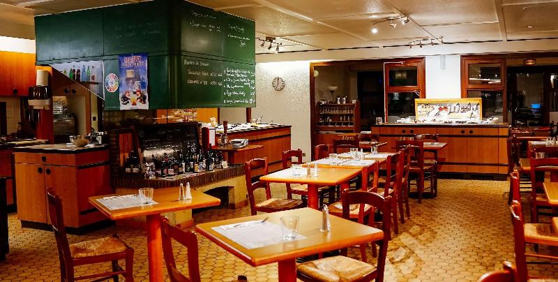 בית מלון כפרי Hôtel Kyriad Lille Nord   Roncq