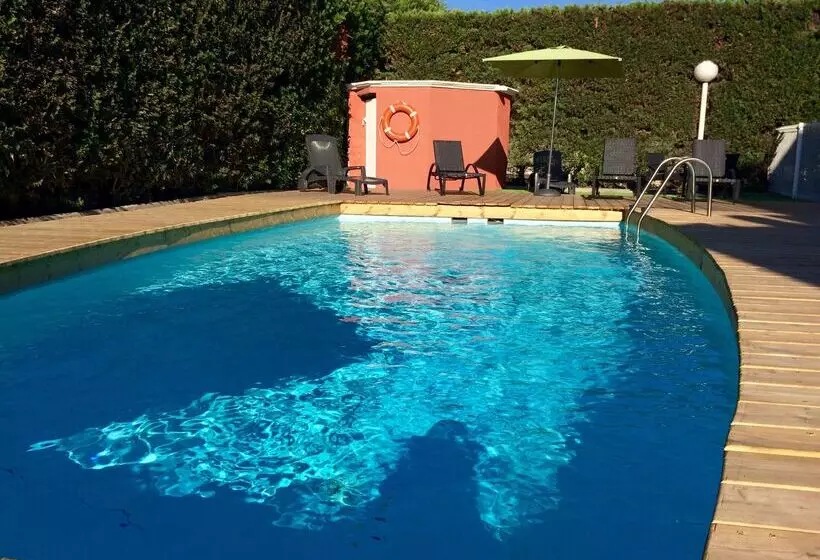 Hotel Kyriad Martigues Sud