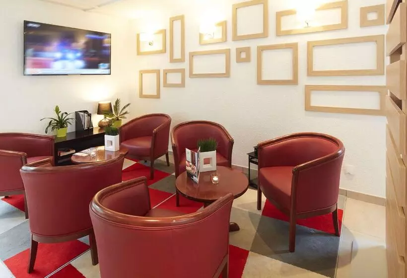 فندق Kyriad Paris Nord Ecouen La Croix Verte