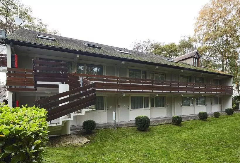 فندق Kyriad Paris Nord Ecouen La Croix Verte