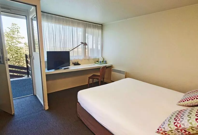 فندق Kyriad Paris Nord Ecouen La Croix Verte