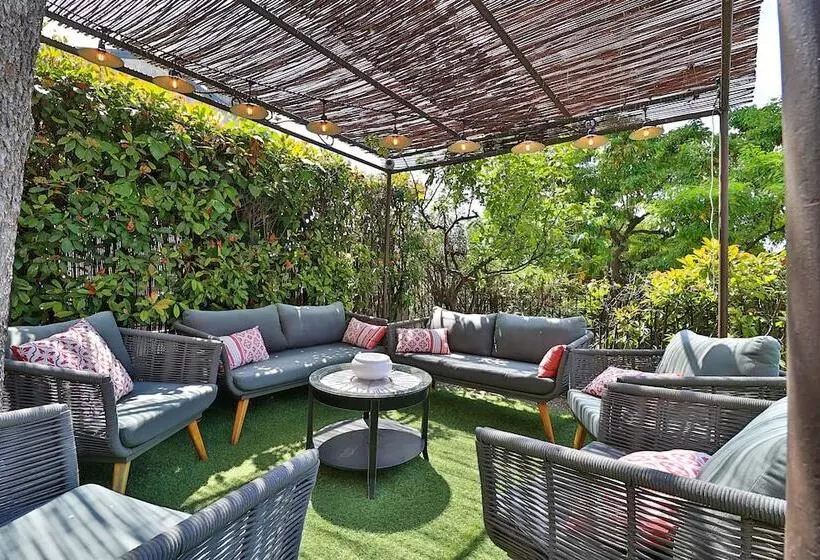 فندق Hôtel Petit Palais