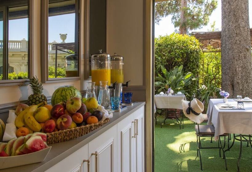 هتل Hôtel Petit Palais