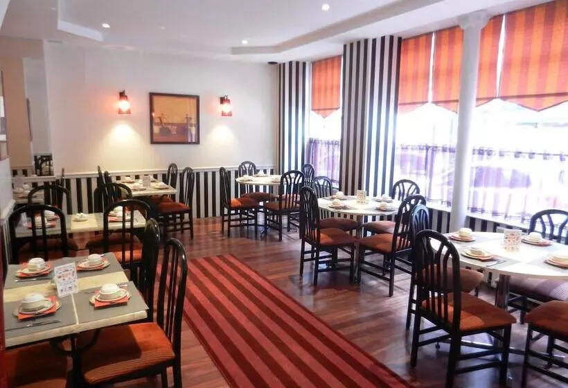 هتل Maison Du Pré