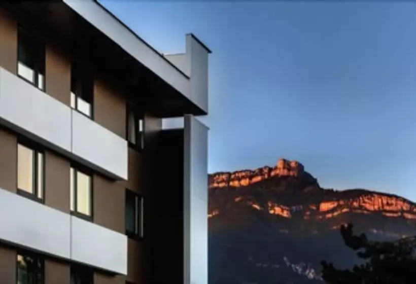 هتل Best Western Alexander Park Chambéry