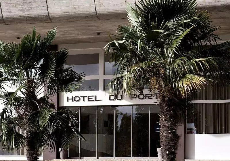 فندق Du Port
