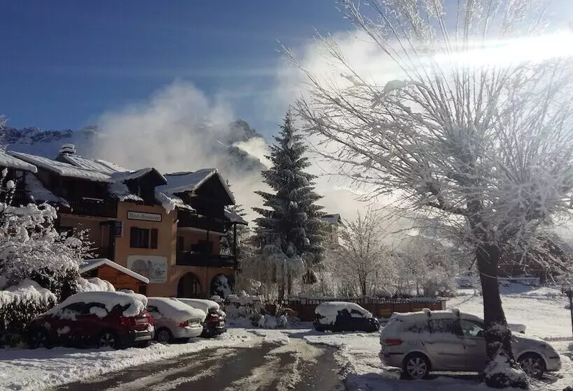 בית מלון כפרי Hôtel L Aiglière