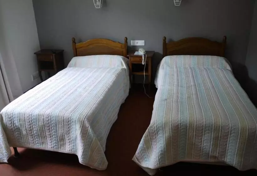 Hotel Hôtel Le Castelet