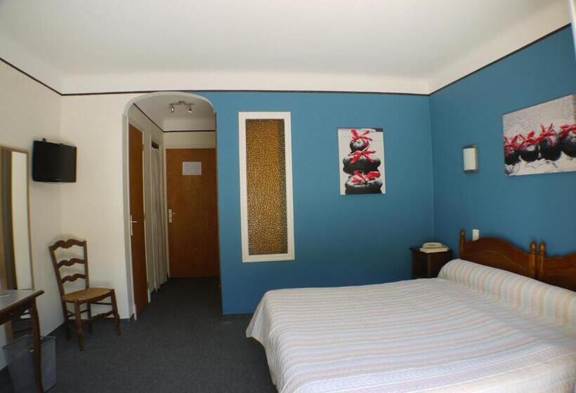 هتل Hôtel Le Castelet