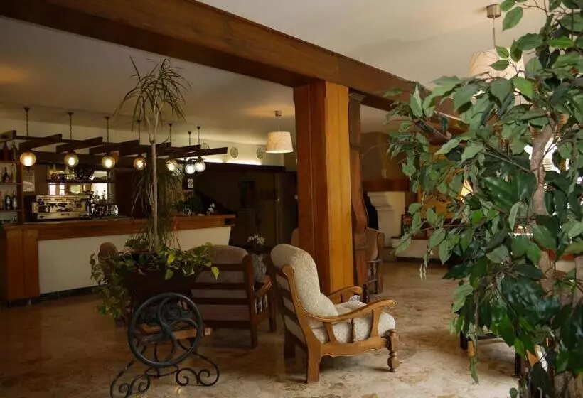 Hotel Hôtel Le Castelet