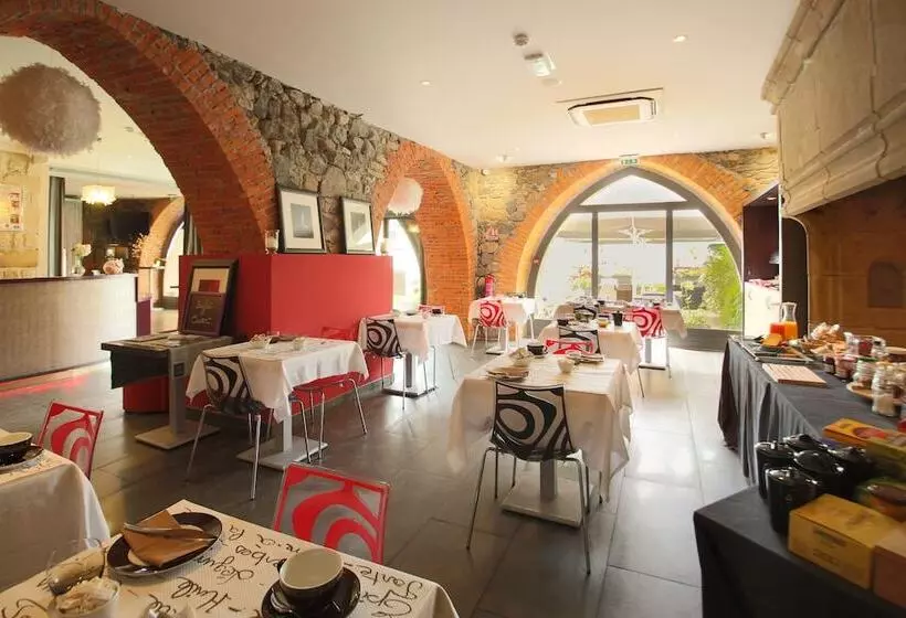 ホテル Hôtel Le Turenne