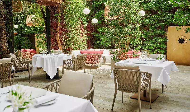 ホテル Hôtel Lancaster Paris Champs Elysées