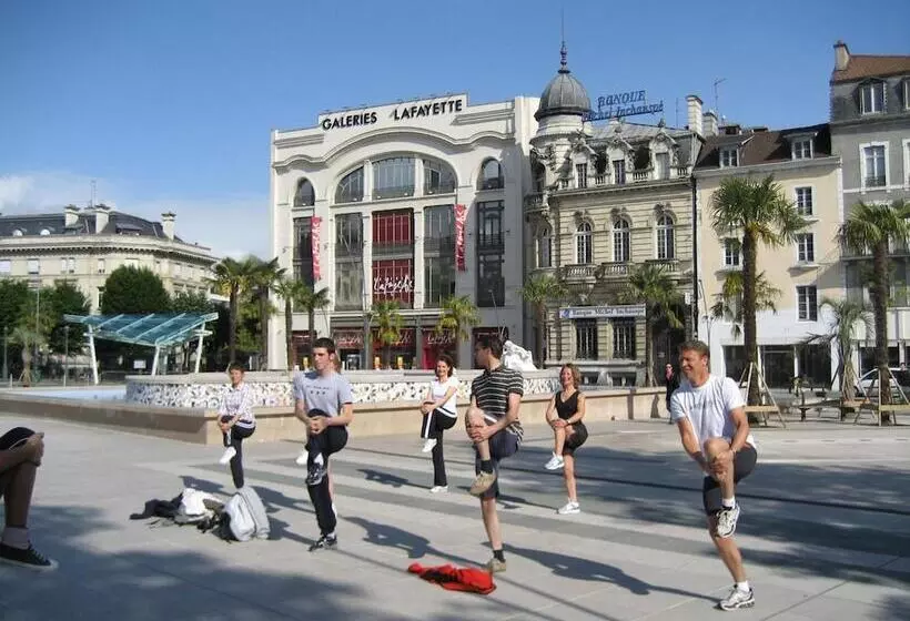 فندق Le Bourbon Pau Centre