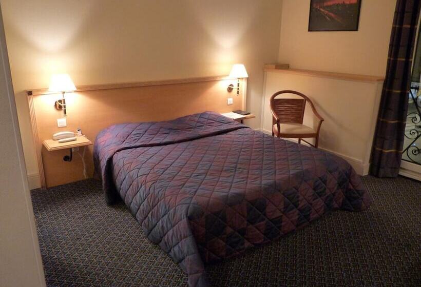 هتل Le Bourbon Pau Centre