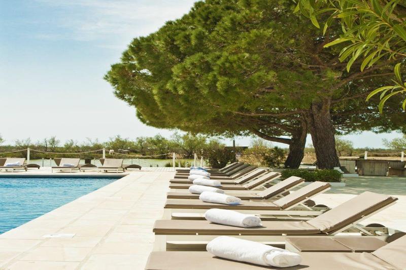 هتل Mas De La Fouque Hôtel & Spa