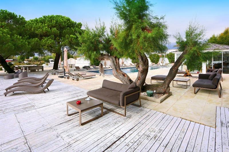 هتل Mas De La Fouque Hôtel & Spa