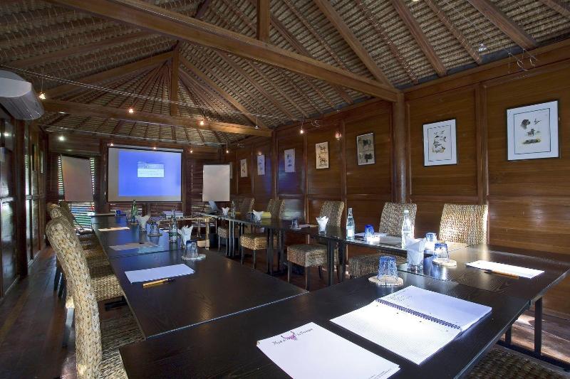 هتل Mas De La Fouque Hôtel & Spa