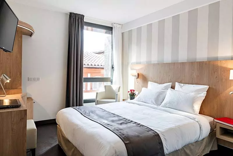 فندق Le Pere Leon