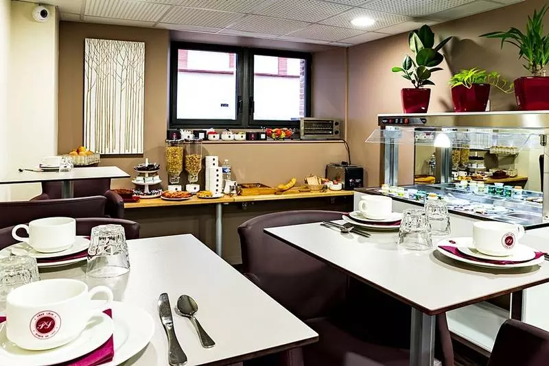 فندق Le Pere Leon