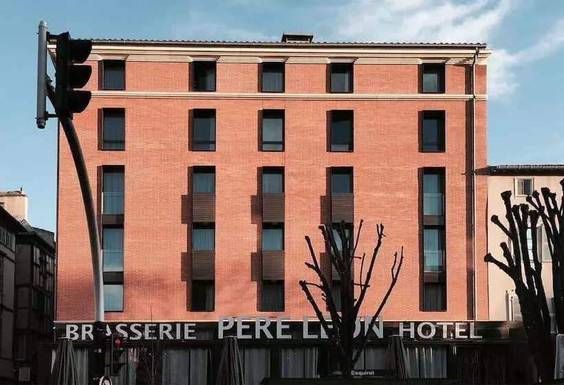 فندق Le Pere Leon