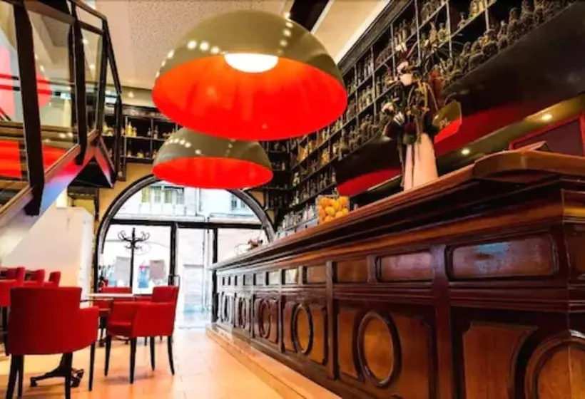 فندق Le Pere Leon