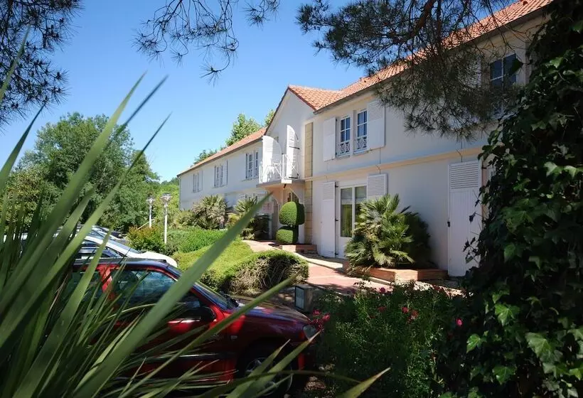 فندق Le Relais Des Champs