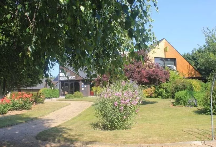 酒店 Les Dineux Village