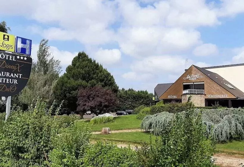 酒店 Les Dineux Village