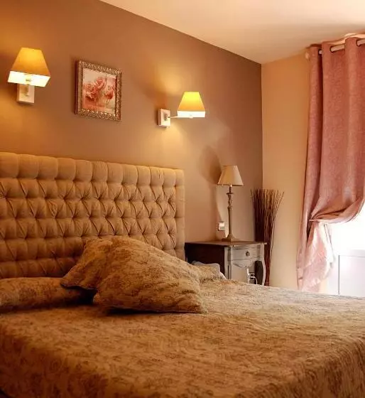 ホテル Les Mazets Des Roches