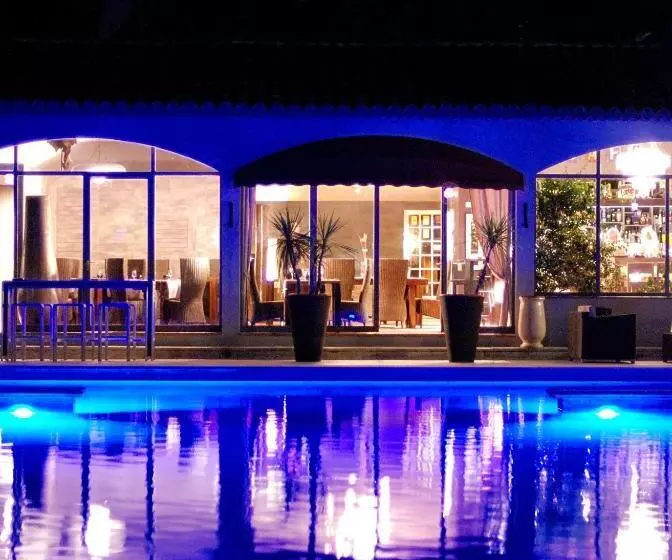 ホテル Les Mazets Des Roches