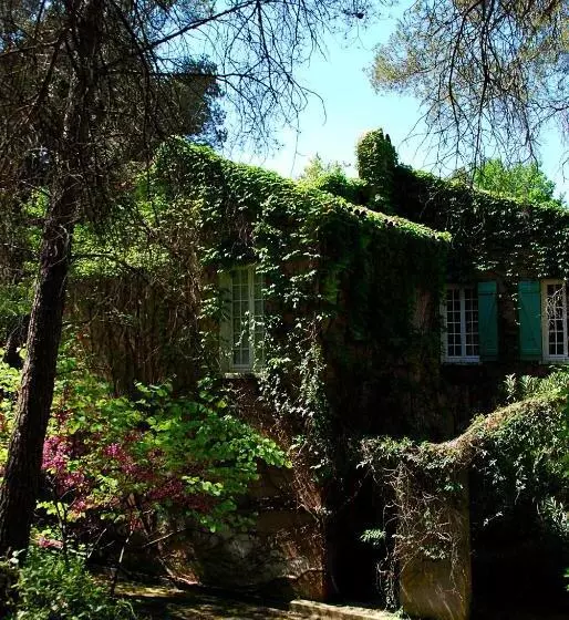 ホテル Les Mazets Des Roches