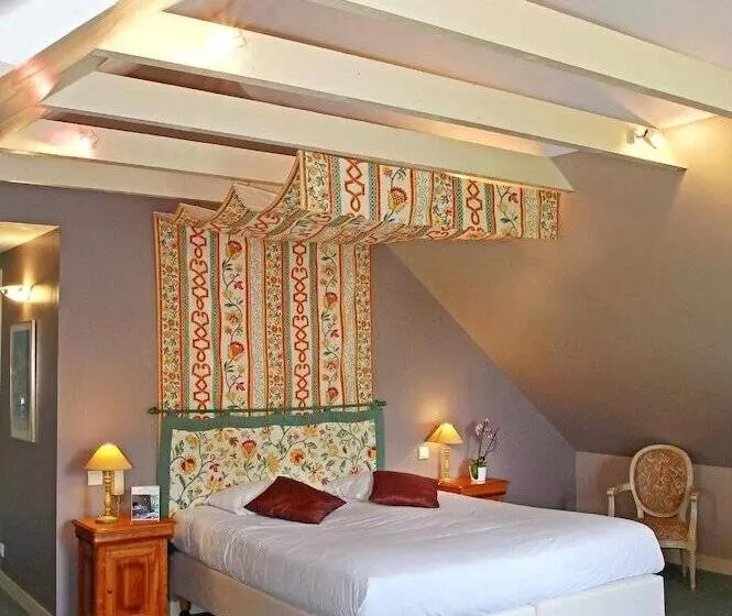 Отель Manoir De Moëllien, The Originals Relais