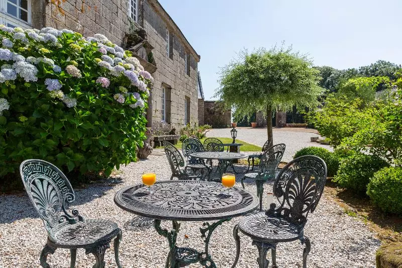 Отель Manoir De Moëllien, The Originals Relais