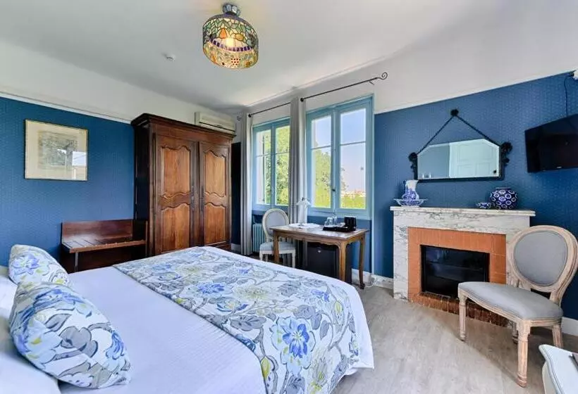 Отель Mas Djoliba