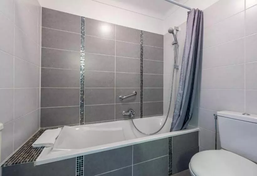 Отель Mas Djoliba