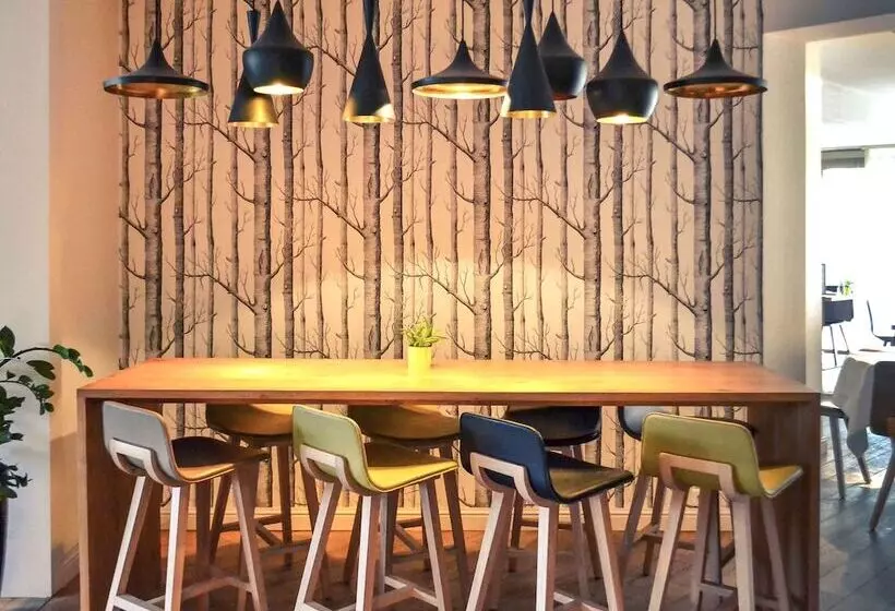 هتل Mercure Carcassonne La Cite