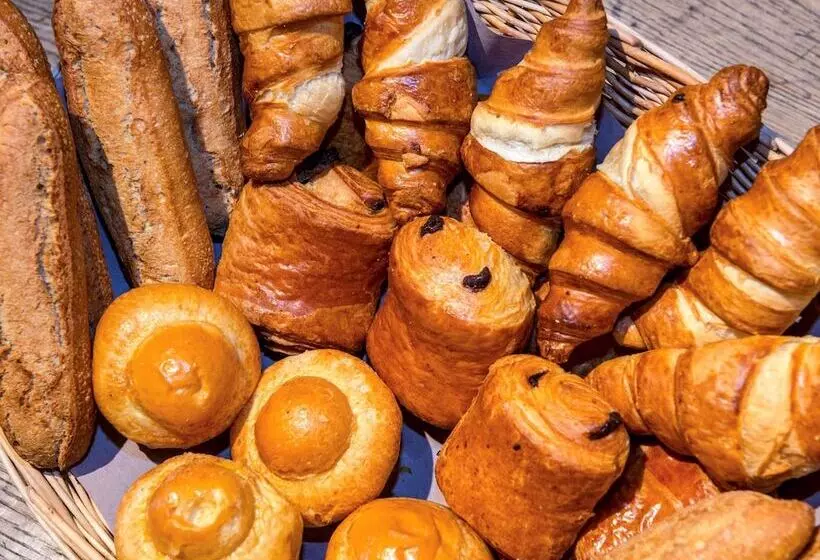 هتل Mercure Carcassonne La Cite