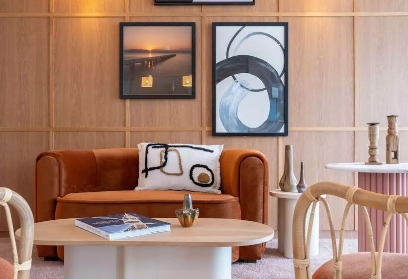 هتل Mercure La Rochelle Vieux Port