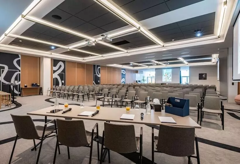 هتل Mercure La Rochelle Vieux Port