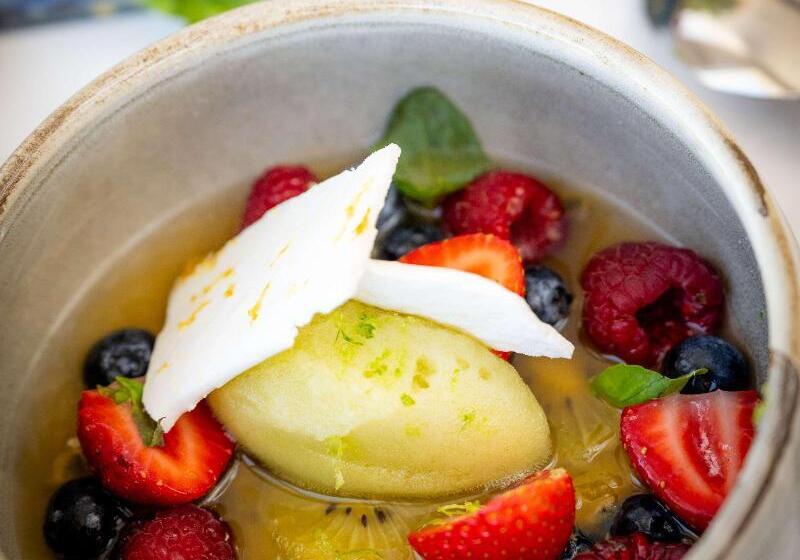 فندق Mercure La Rochelle Vieux Port