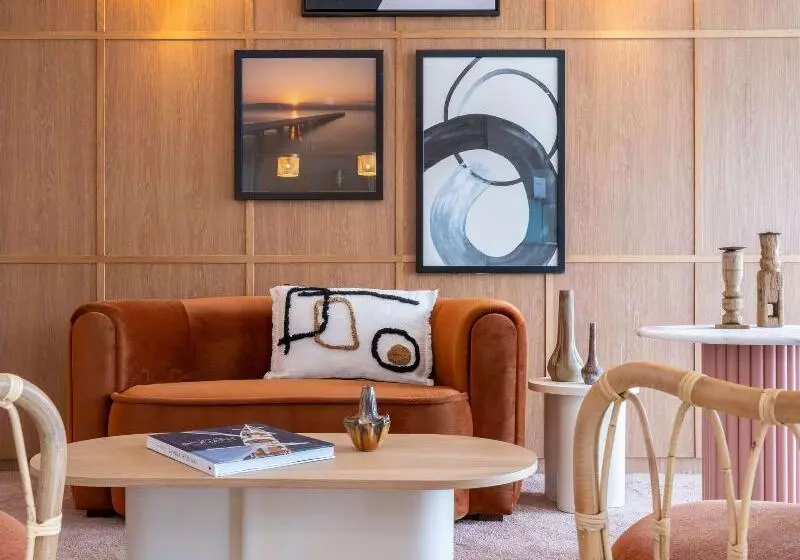 هتل Mercure La Rochelle Vieux Port