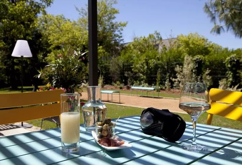 فندق Mercure Lyon Charbonnieres