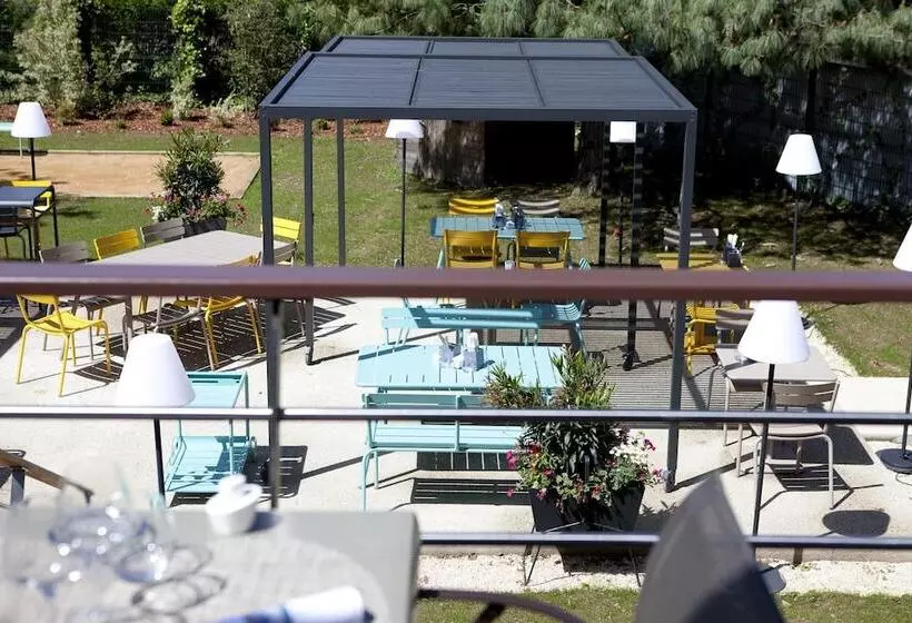 فندق Mercure Lyon Charbonnieres